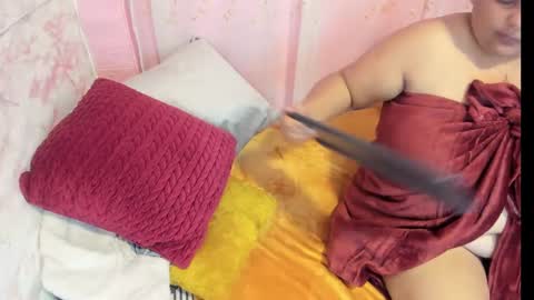 mila_cinnamon13 online show from 3, 12, 2024