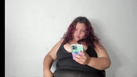 mila_cinnamon13 online show from 9, 12, 2024