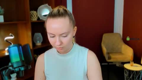 mila_glow online show from 13, 3, 2026