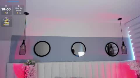 Snapshot of mila_hank chatting on 9, 9, 2025 mila_hank online show from 9, 9, 2025