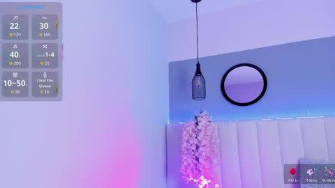 Snapshot of mila_hank chatting on 8, 10, 2025 mila_hank online show from 8, 10, 2025