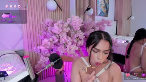 mila_hank online show from 1, 4, 2026