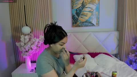 mila_hank online show from 3, 4, 2026