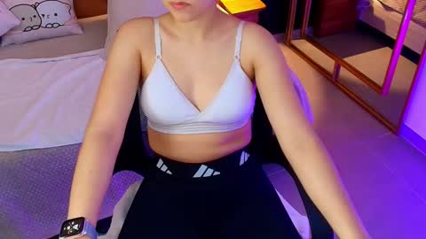 Milena  online show from 17, 2, 2025