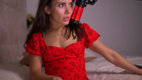 mila may  online show from 24, 1, 2025