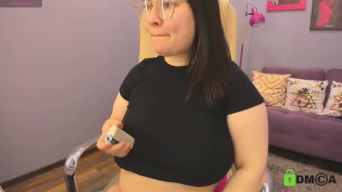 Snapshot of mila_melody chatting on 15, 2, 2026 mila_melody online show from 15, 2, 2026