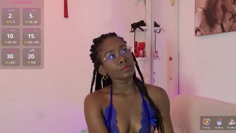 Snapshot of mila_n_max chatting on 27, 10, 2025 Mila Max online show from 27, 10, 2025