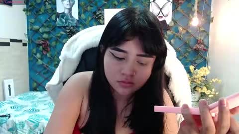 mila_quin online show from 10, 5, 2026
