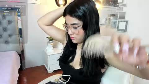 mila_quin online show from 28, 5, 2026