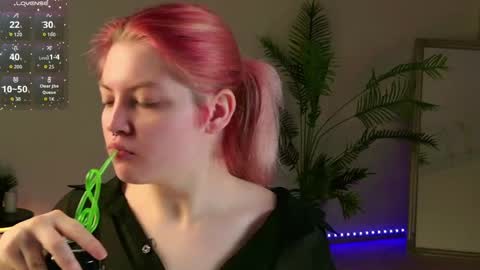 Snapshot of mila_taylorrr chatting on 24, 5, 2026 Lisa online show from 24, 5, 2026