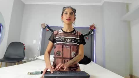          online show from 13, 12, 2024