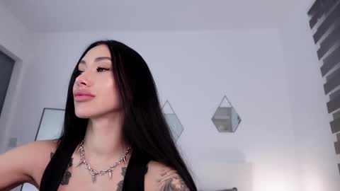Mila       online show from 30, 5, 2026