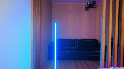 Snapshot of milaice chatting on 19, 4, 2026 Mila online show from 19, 4, 2026