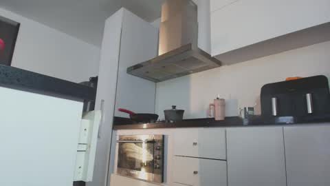 milaivanovaofficial online show from 11, 2, 2025