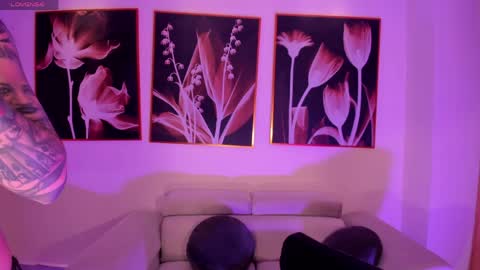 Snapshot of milalawrence_ chatting on 5, 4, 2026 Mila online show from 5, 4, 2026