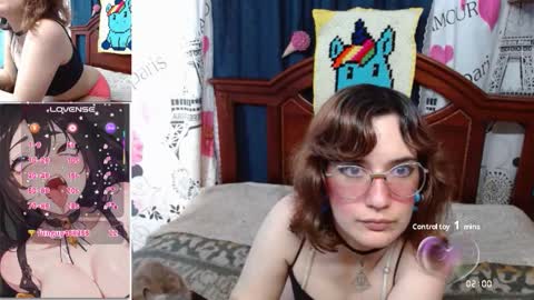 Mila-Lunala online show from 10, 11, 2025