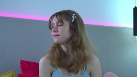 Mila online show from 9, 4, 2026