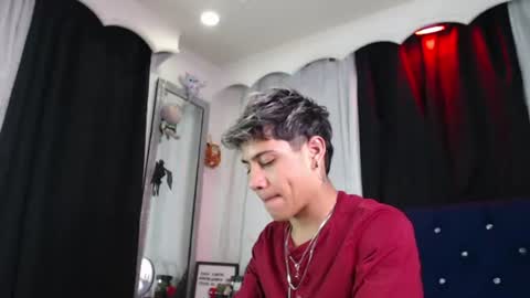 Snapshot of milan_anxel chatting on 7, 7, 2026 Milan Anxel online show from 7, 7, 2026
