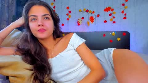 Snapshot of milana_crystal_ chatting on 27, 10, 2025 Milana online show from 27, 10, 2025