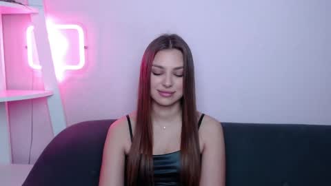 milanaangelas online show from 3, 4, 2026