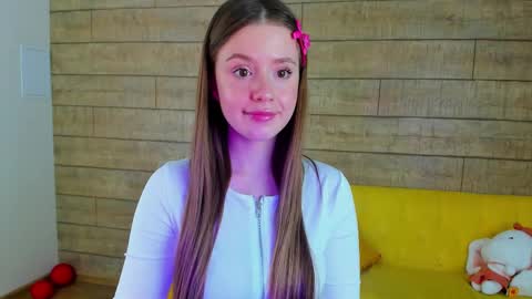 MilanaBalmain online show from 10, 2, 2025