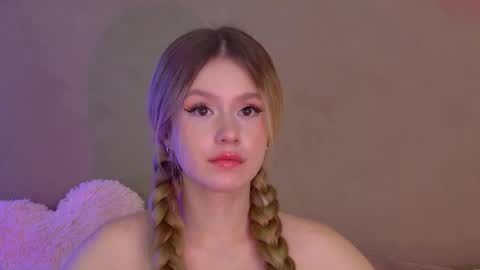 MilanaBalmain online show from 8, 10, 2025