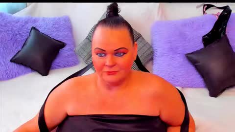 Snapshot of milanabiegert chatting on 22, 11, 2025 Lana online show from 22, 11, 2025