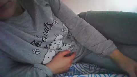 Snapshot of milanako chatting on 2, 2, 2025 milanako online show from 2, 2, 2025