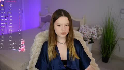 milanamoons online show from 31, 5, 2026