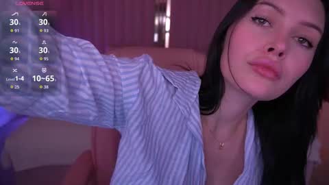 Snapshot of milanamusee chatting on 2, 11, 2025 Milana online show from 2, 11, 2025