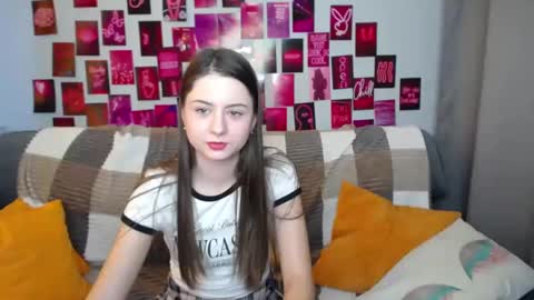 milanaroz online show from 27, 2, 2025