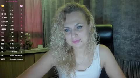 milanna_x online show from 17, 9, 2025