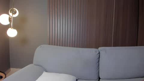 Snapshot of milaowens chatting on 1, 2, 2025 Sexy Mila online show from 1, 2, 2025