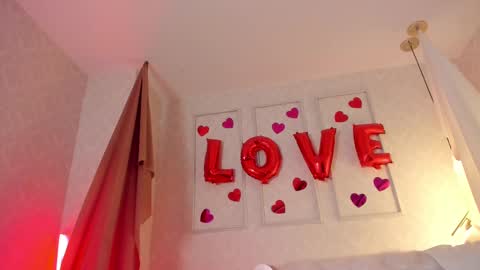 Snapshot of milaowens chatting on 14, 2, 2025 Sexy Mila online show from 14, 2, 2025
