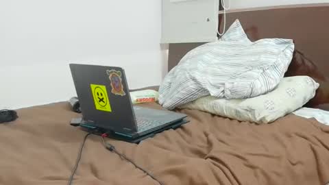 Snapshot of milatssokolov chatting on 16, 4, 2026 Mila online show from 16, 4, 2026