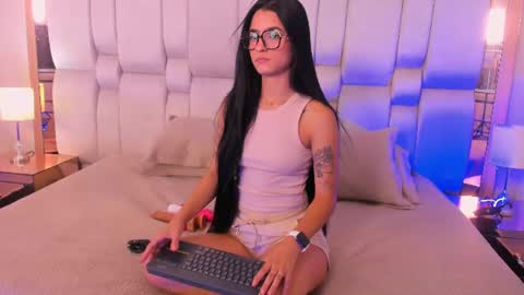 Snapshot of milawink chatting on 15, 7, 2026 Milawink online show from 15, 7, 2026