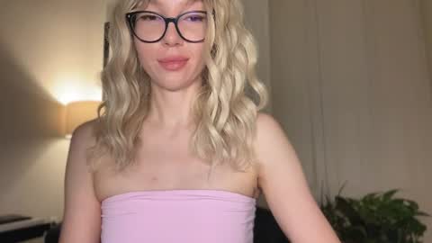 Snapshot of milayah chatting on 27, 6, 2026 Mila online show from 27, 6, 2026