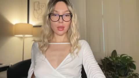 Snapshot of milayah chatting on 13, 7, 2026 Mila online show from 13, 7, 2026