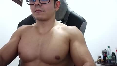 Snapshot of milcaritas3 chatting on 10, 2, 2026 milcaritas3 online show from 10, 2, 2026