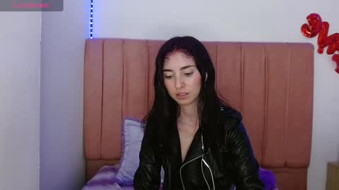 Snapshot of mildrecute chatting on 28, 12, 2024 Ana online show from 28, 12, 2024