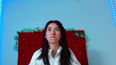 Snapshot of mildrecute chatting on 30, 12, 2024 Ana online show from 30, 12, 2024