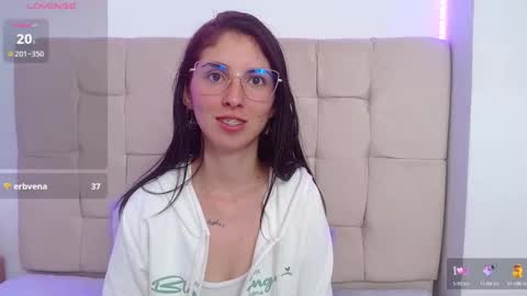 Snapshot of mildrecute chatting on 22, 1, 2025 Ana online show from 22, 1, 2025