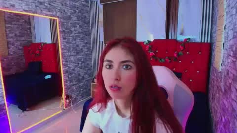 Snapshot of mildrecute chatting on 21, 10, 2025 Ana online show from 21, 10, 2025