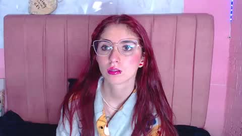 Snapshot of mildrecute chatting on 22, 10, 2025 Ana online show from 22, 10, 2025