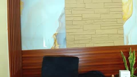 Snapshot of mildrecute chatting on 31, 10, 2025 Ana online show from 31, 10, 2025