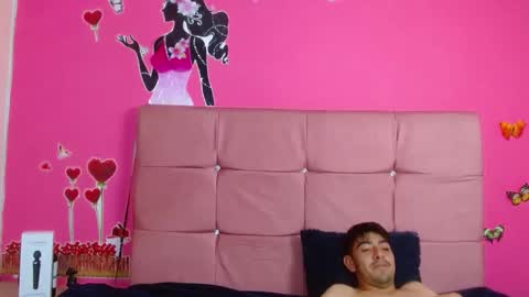 Snapshot of mildrecute chatting on 3, 11, 2025 Ana online show from 3, 11, 2025