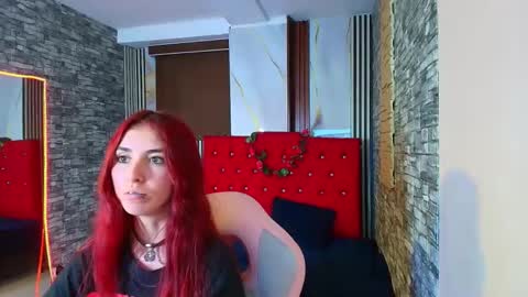 Snapshot of mildrecute chatting on 20, 11, 2025 Ana online show from 20, 11, 2025