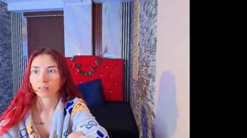 Snapshot of mildrecute chatting on 1, 12, 2025 Ana online show from 1, 12, 2025