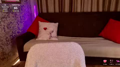Snapshot of milemissyy chatting on 19, 7, 2026 Mia online show from 19, 7, 2026