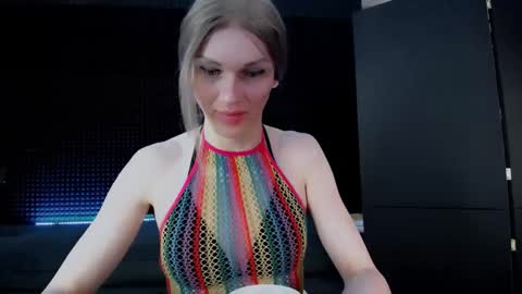 Snapshot of milena_hardy chatting on 19, 9, 2025 Milena Hardy online show from 19, 9, 2025